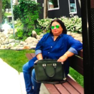 Meet your Posher, Margarette